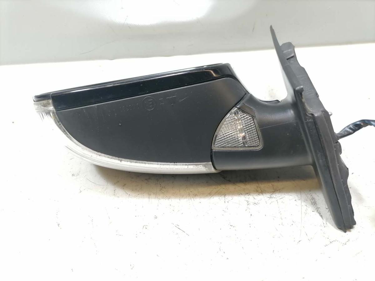 VW Passat 3C Bj.2009 original Außenspiegel links elektrisch anklappbar Umfeldbeleuchtung